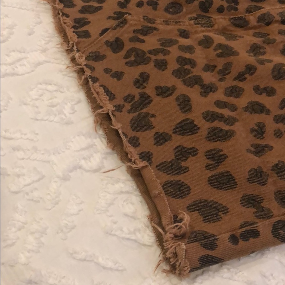 Leopard print denim miniskirt - Picture 4 of 4